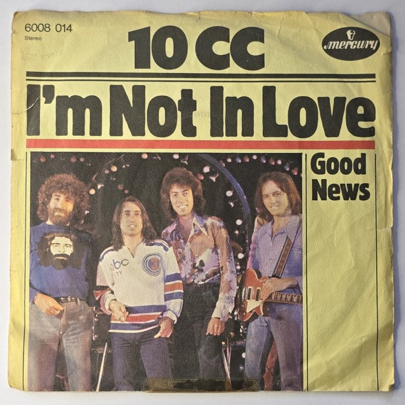 10 CC - I'm Not In Love