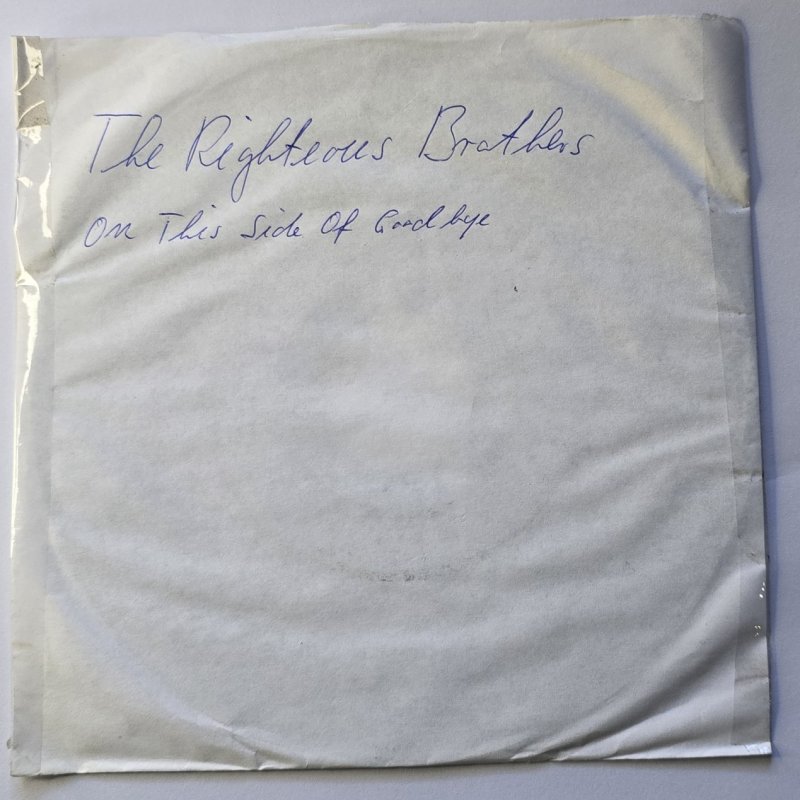 The Righteous Brothers - A Man Without A Dream