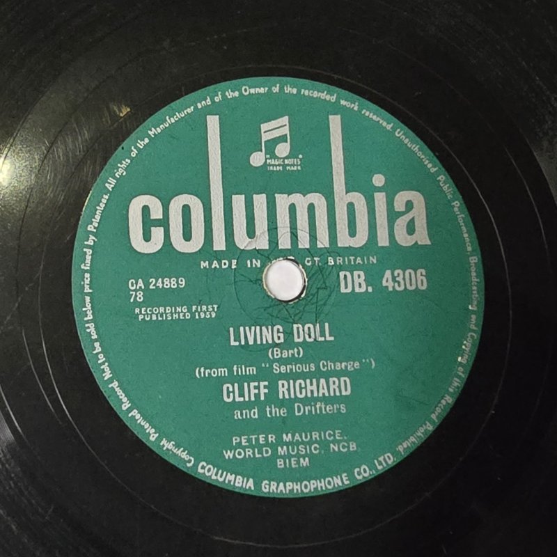 Cliff Richard and the Drifters - Living Doll