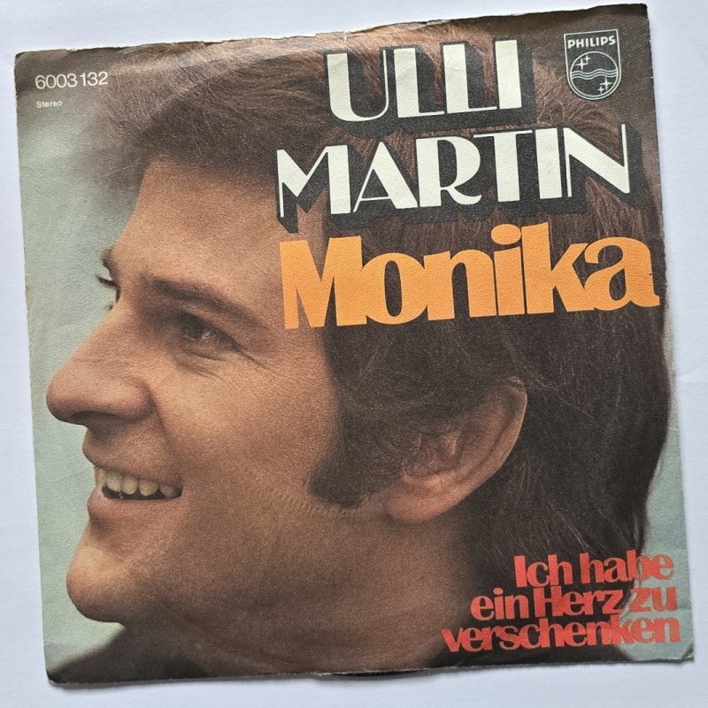 Ulli Martin - Monika