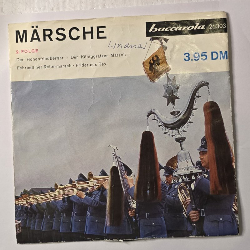 Fred Reiske mit seinem gro�en Blasorchester - Der Hohenfriedberger (Volksweise) / Der K�niggr�tzer Marsch