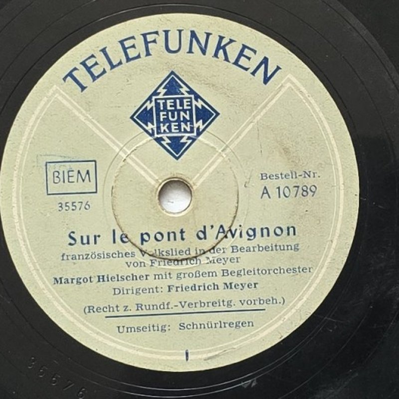 Margot Hielscher mit gro�em Begleitorchester - Sur le pont d'Avignon