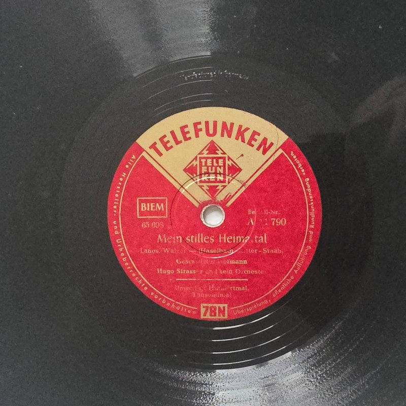 Geschwister Hofmann, Hugo Strasser und sein Orchester - Mein stilles Heimatital